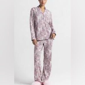 NWT SKIMS Long Sleeve Pajama Set Bloom Mini Multi Animal Print Size L